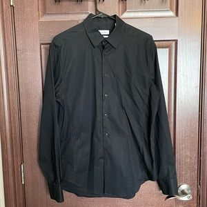 Calvin Klein men’s black button up dress shirt